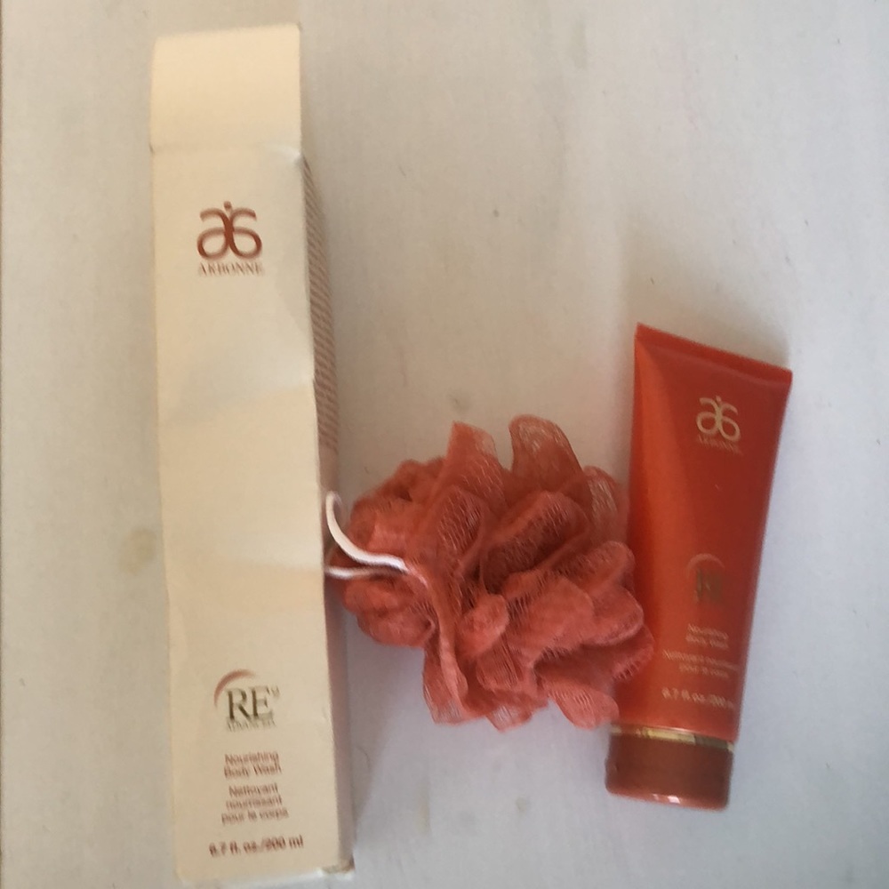 🧴 Arbonne RE9 Advanced Nourishing Body Wash
